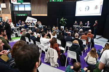 Conference at the SIA’PRO Forum bringing together agricultural professionals to discuss innovation and transition in the farming sector.